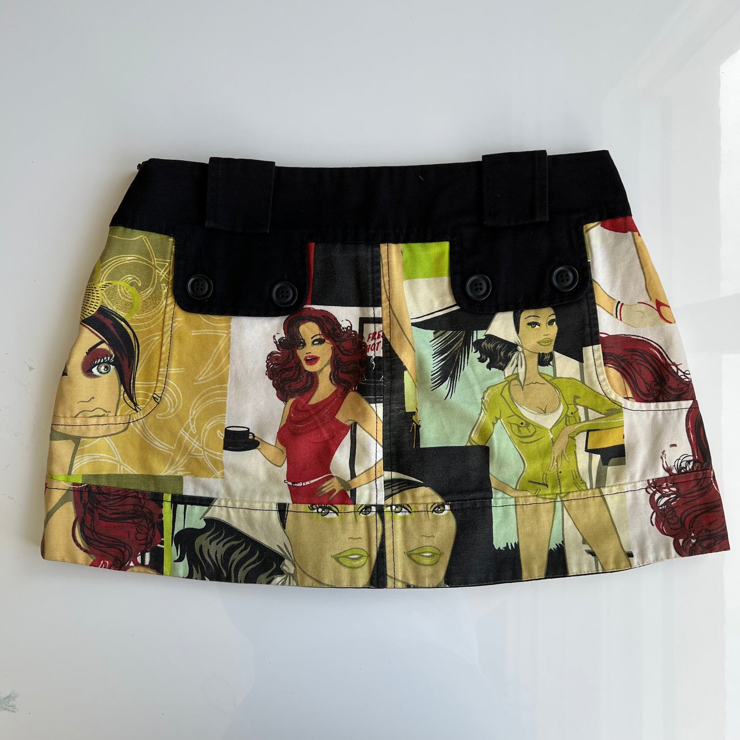 Vintage 90's Archive Custo Barcelona Printed Pleated Mini Skirt (S)