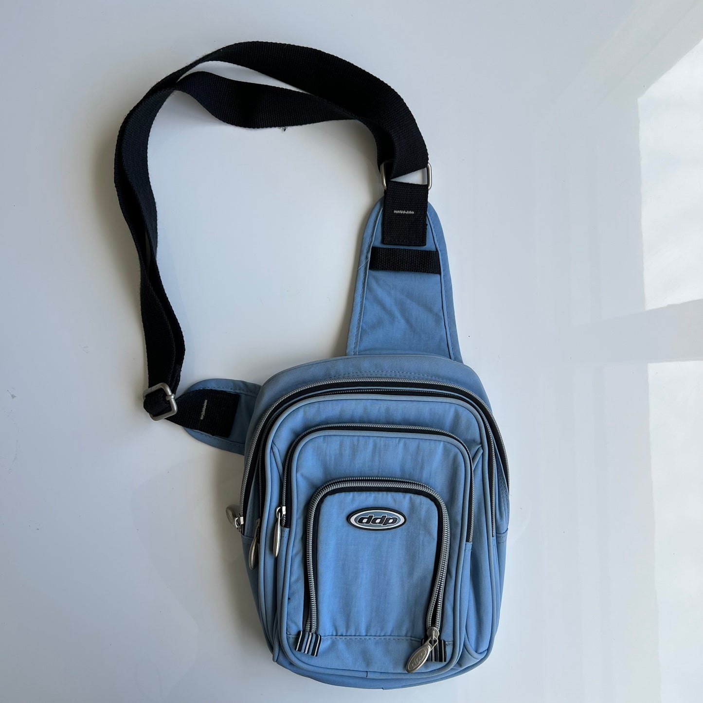 Vintage 90's Techwear Baby Blue One Shoulder Backpack