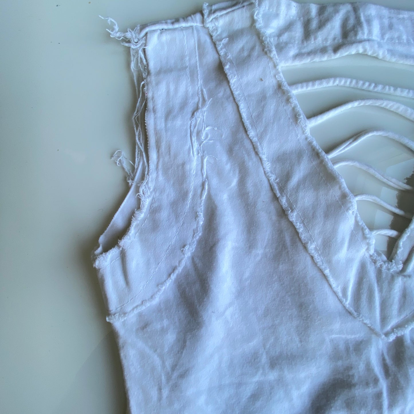 Vintage 90's Grunge White Slashed Tank Top (M)