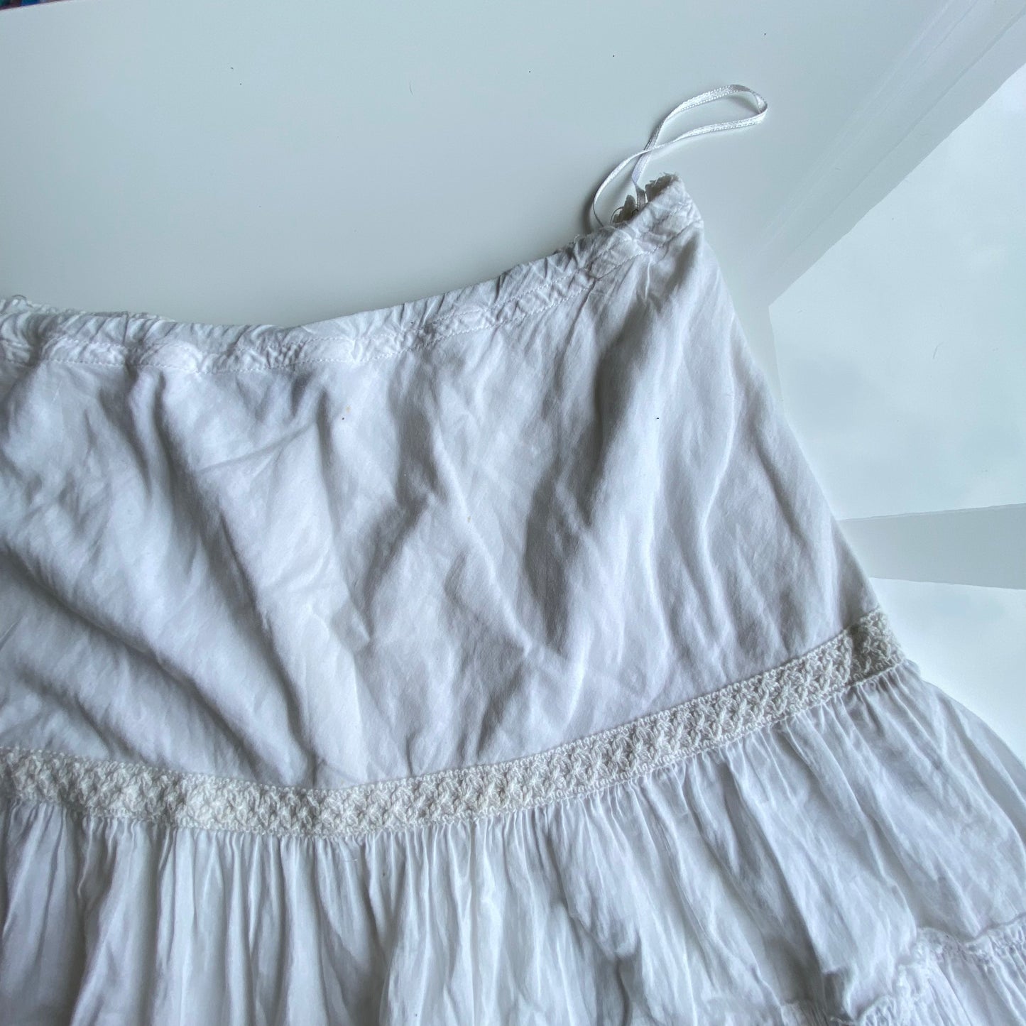 Vintage 90's Fairy Boho White Midi Skirt (34 EU / UK 6 / US 2)