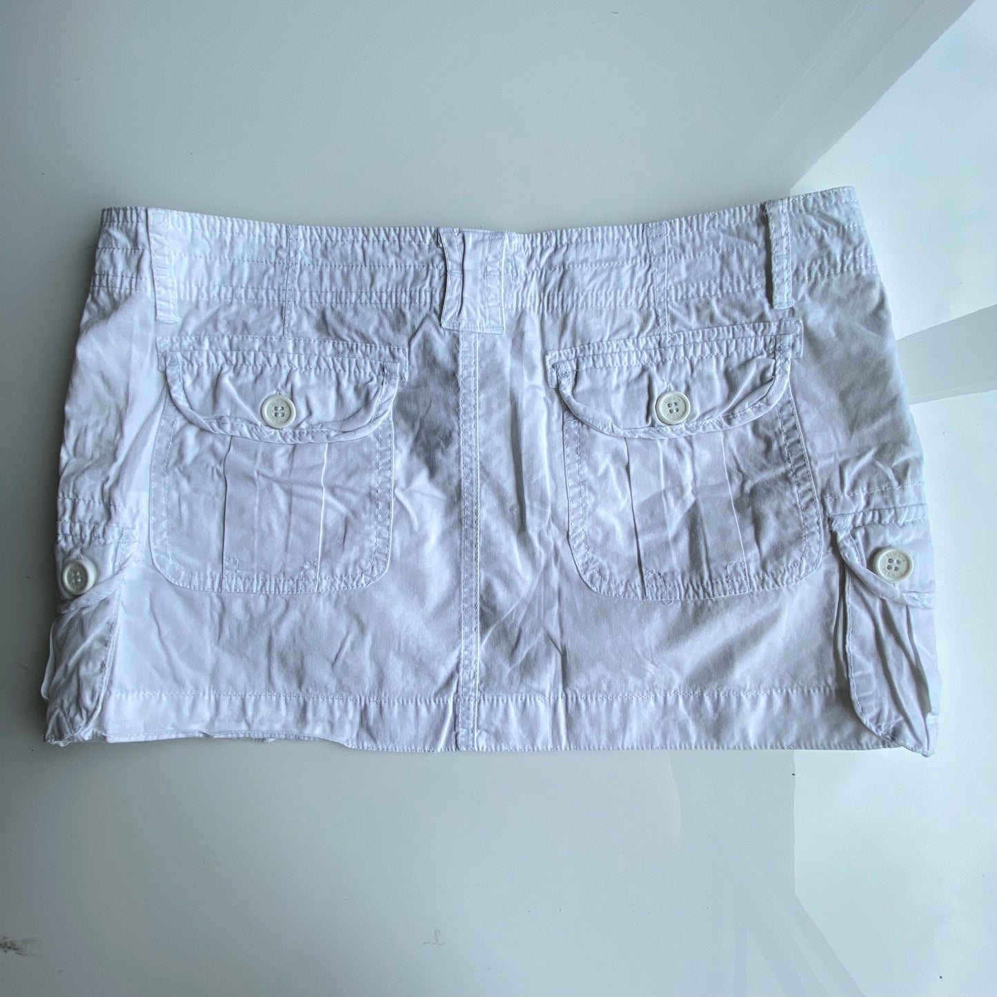 Vintage 90's White Cargo Mini Skirt (34 EU / UK 6 / US 2)