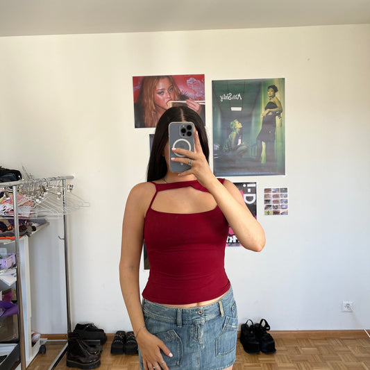 Vintage 90's Model Off Duty Bordeaux Cut Out Top (S)