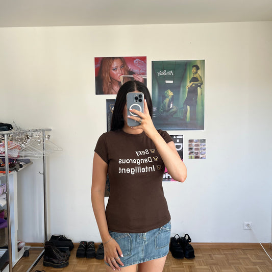 Vintage 90's Brown "Sexy Dangerous Intelligent" Graphic Baby Tee (M)