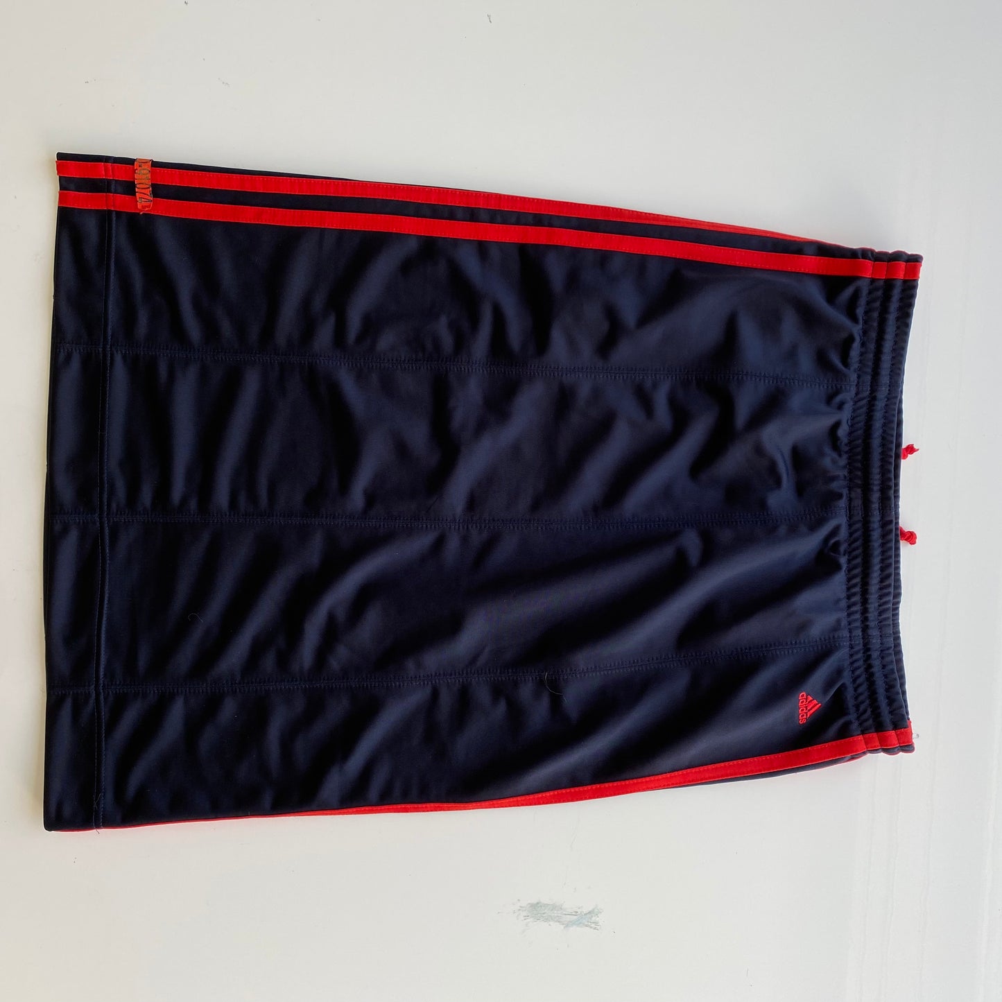 Vintage 90's Adidas Sporty Navy Midi Skirt with Red Stripes (XS/S)