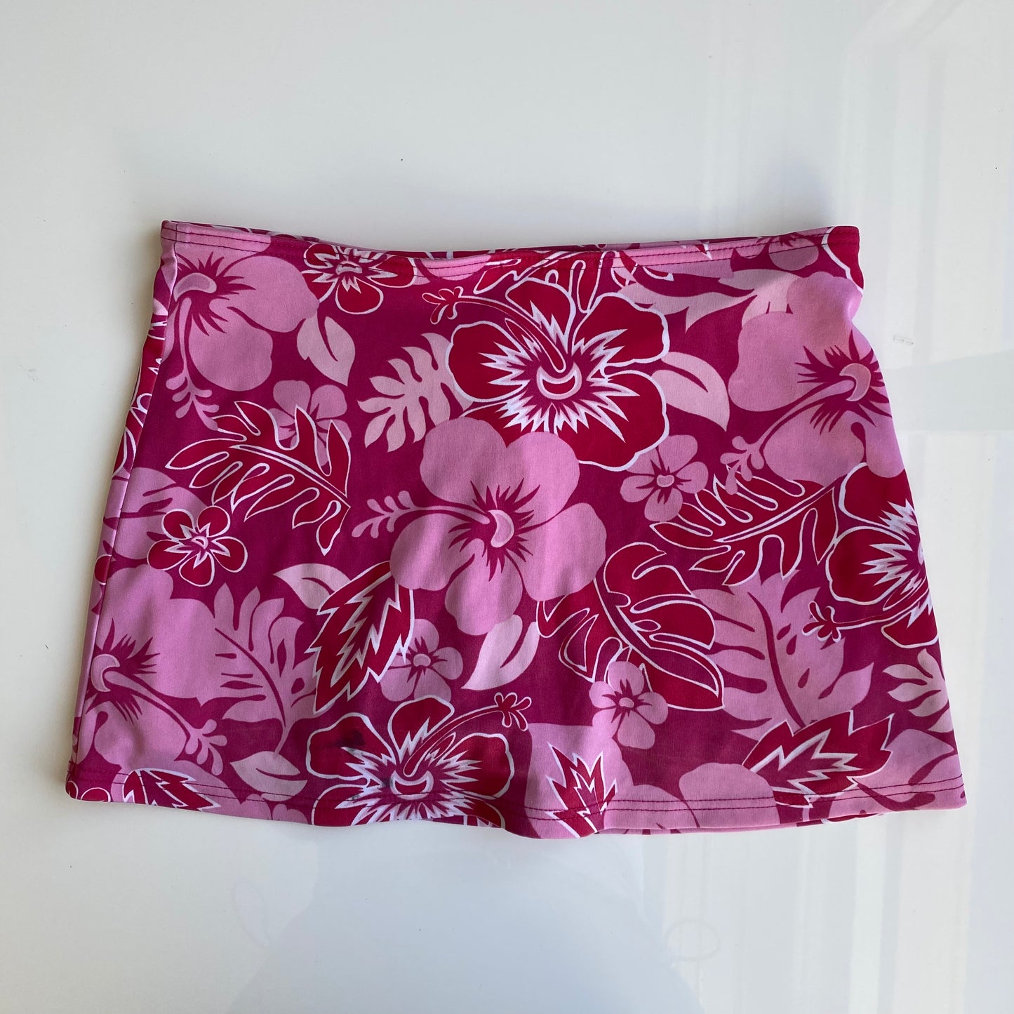 Vintage 90's Beachwear Hot Pink Hibiscus Mini Skirt (XS)