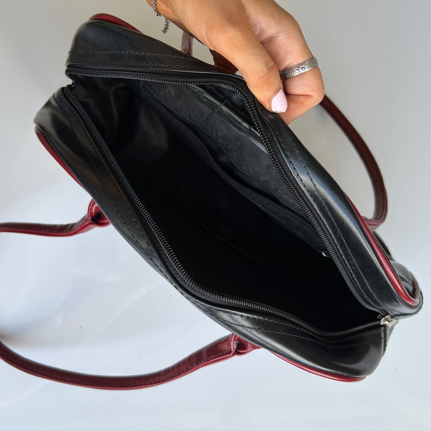 Vintage 90's Model Off Duty Black and Red Bowling Bag