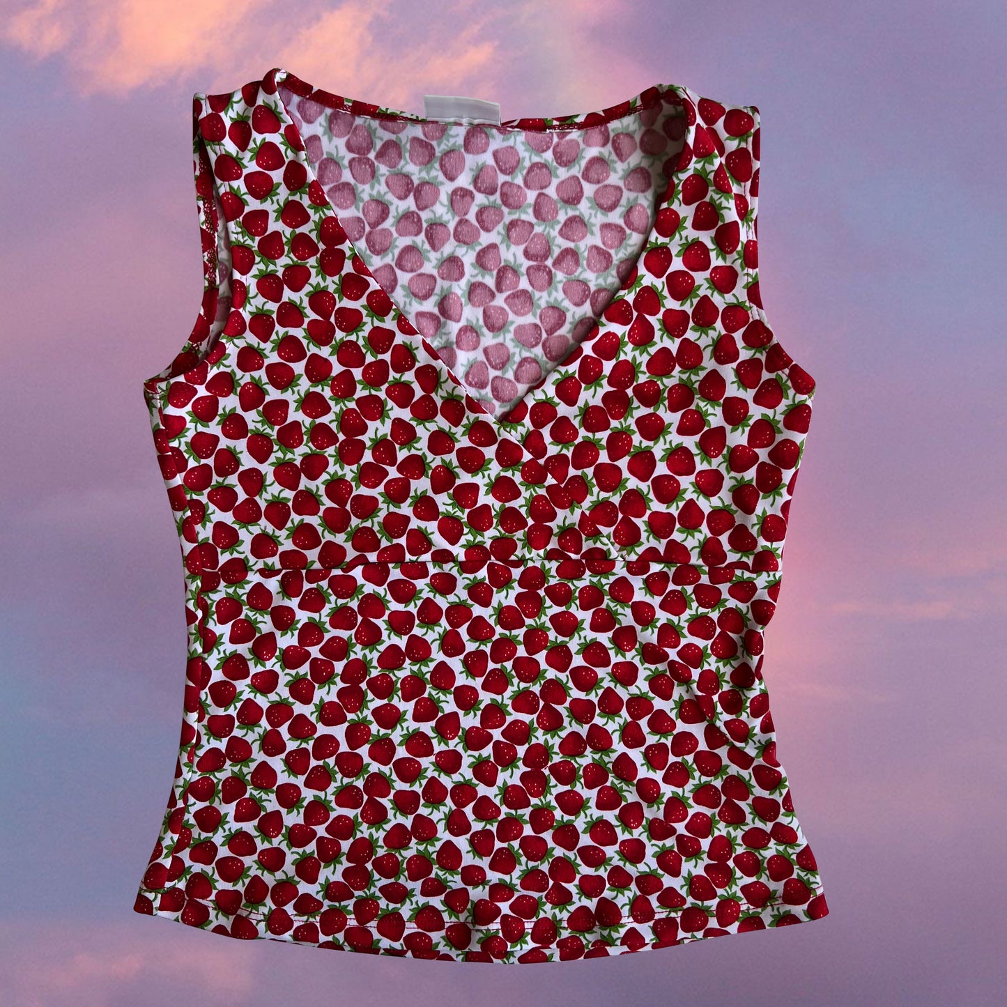 Vintage 90's Cute Strawberry Print Top (S)