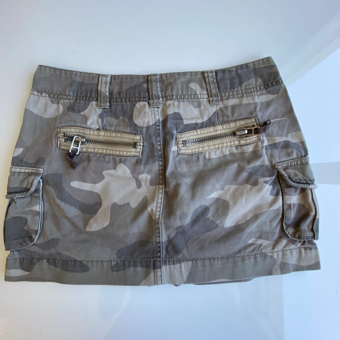 Vintage 90’s Grunge Camo Cargo Mini Skirt (XS)