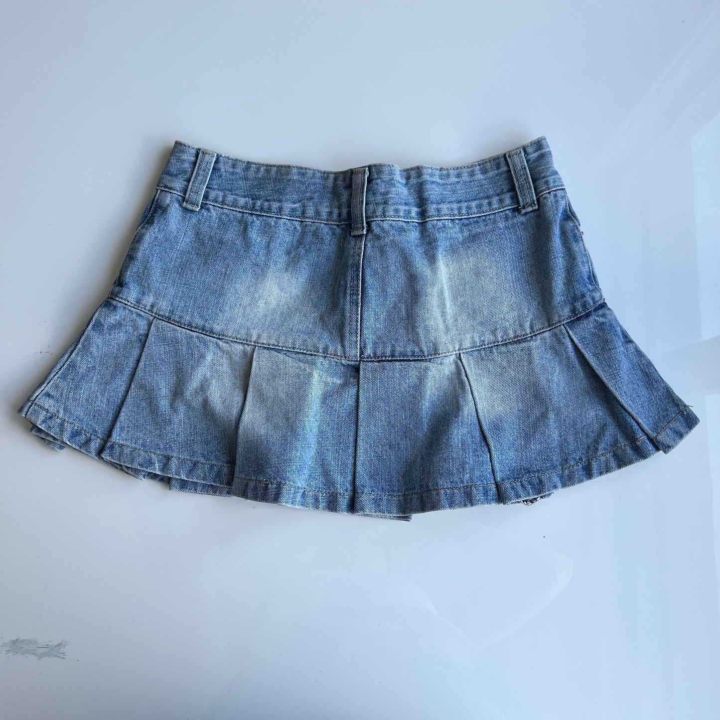 Vintage Y2K Rockstar Blue Pleated Denim Mini Skirt (36 EU / UK 8 / US 4)