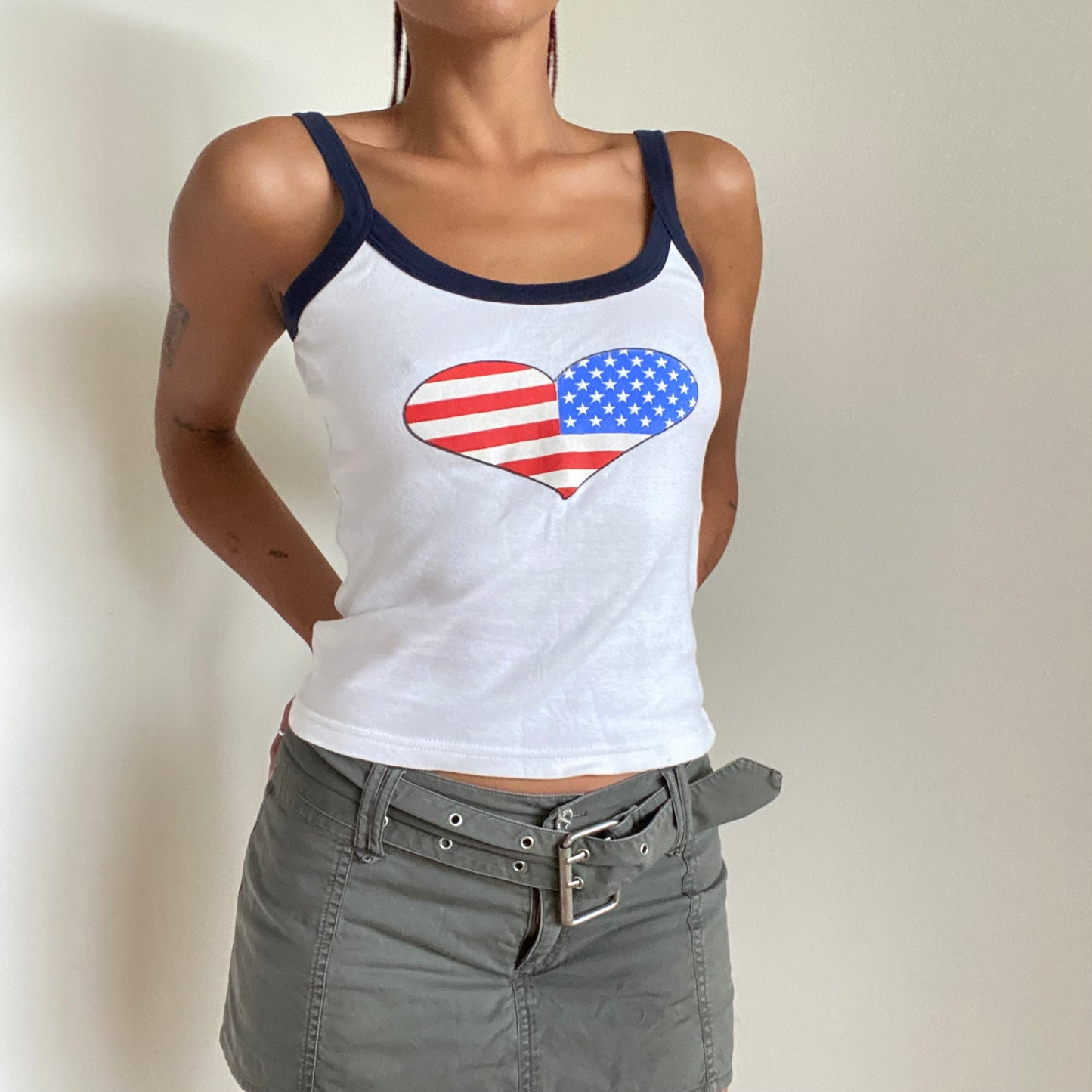 Vintage 90’s Sporty White Tank Top with US-Flag Heart (XS)