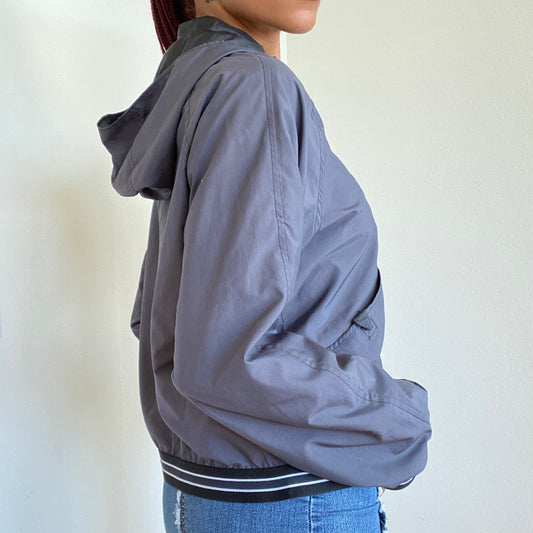 Vintage 90's Sporty Skater Grey Zip Up Windbreaker Jacket (S/M)