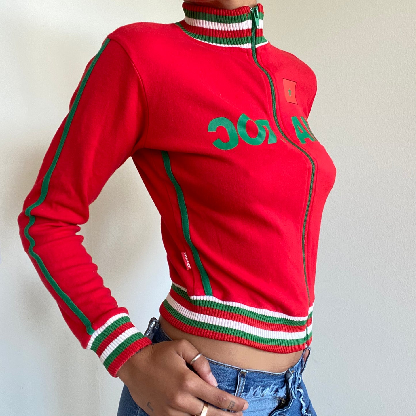 Vintage 90's Sporty Red "Maroc" Morocco Flag Zip Up Jumper (XS/S)