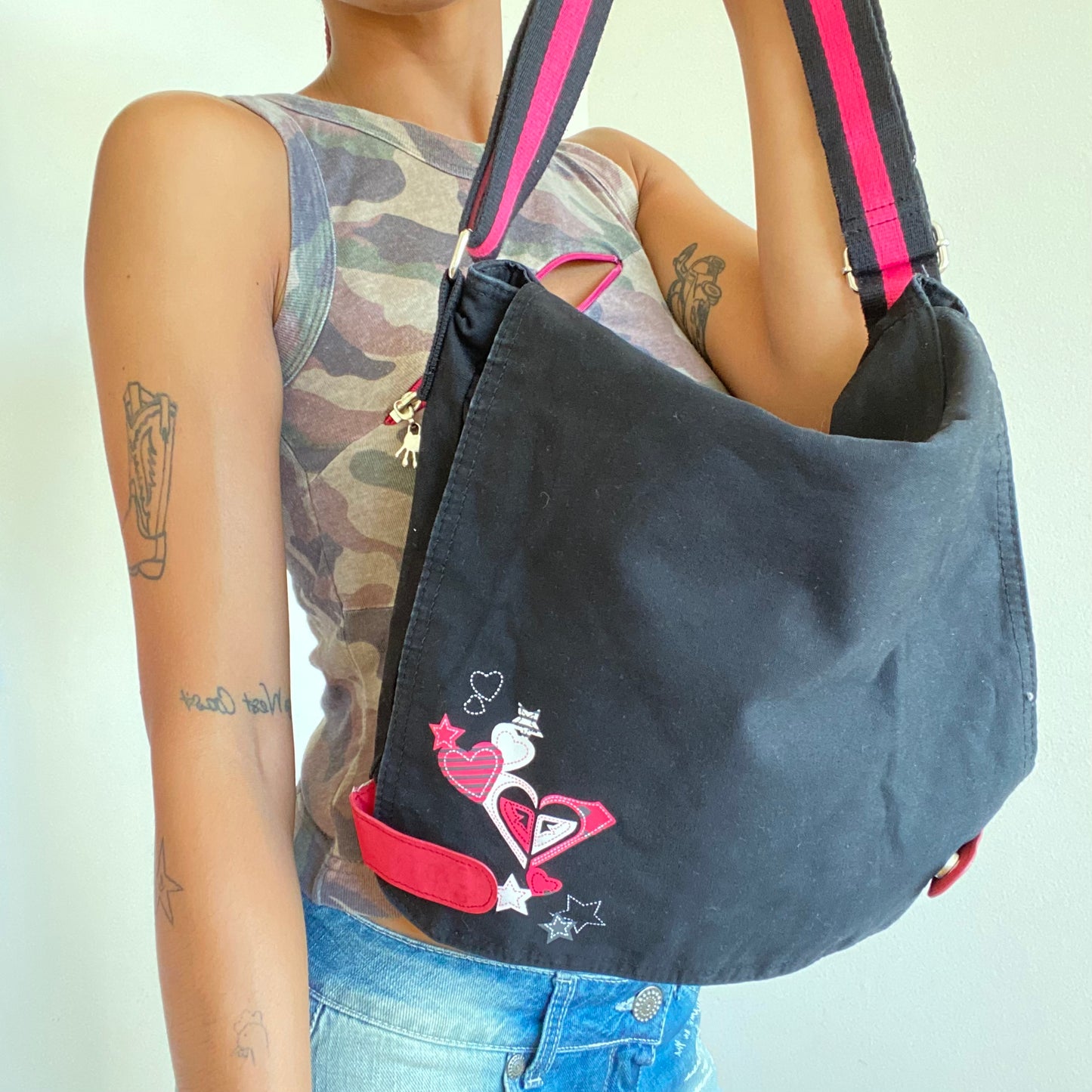 Vintage 90's Skater Black and Pink Messenger Cross Body Bag