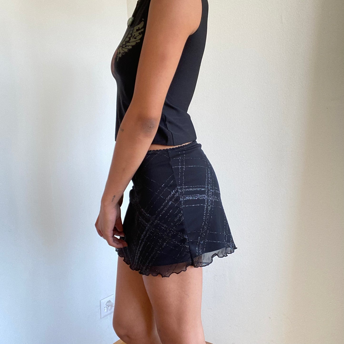 Vintage 90's Clubwear Black Shimmery Mesh Mini Skirt (XS/S)