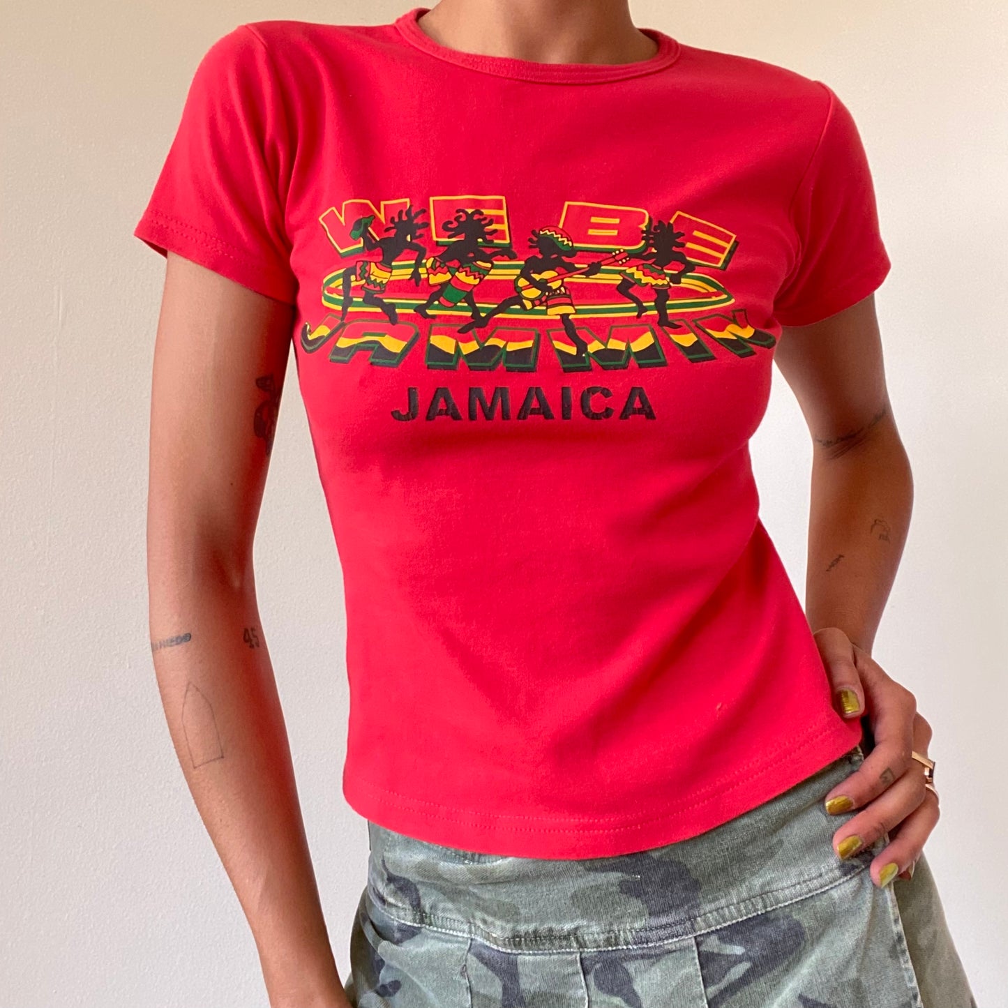 Vintage 90’s Skater Red 'Jamaica' Print Baby Tee (M)