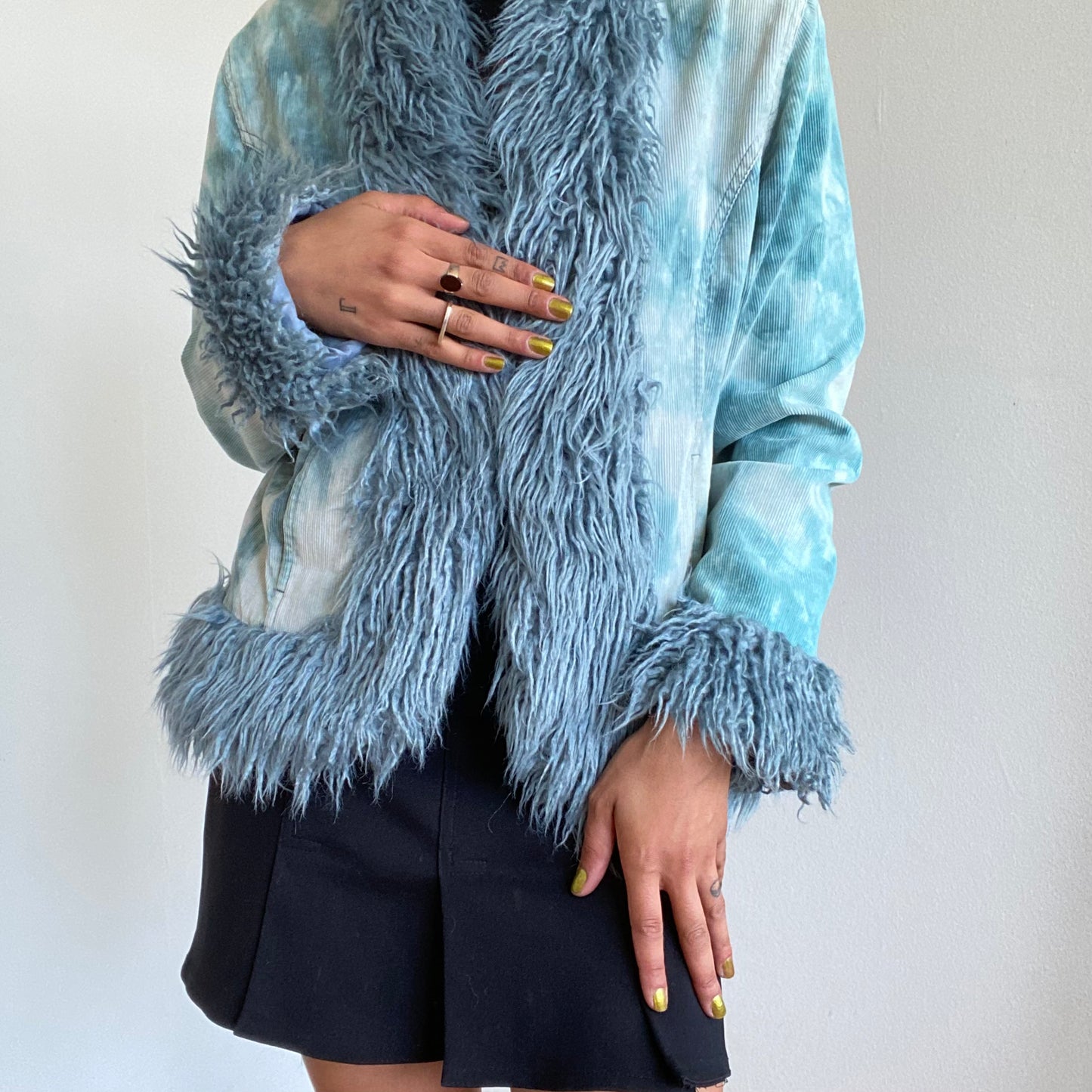 Vintage 90’s Funky Baby Blue Tie Dye Afghan Coat (S/M - Vegan)