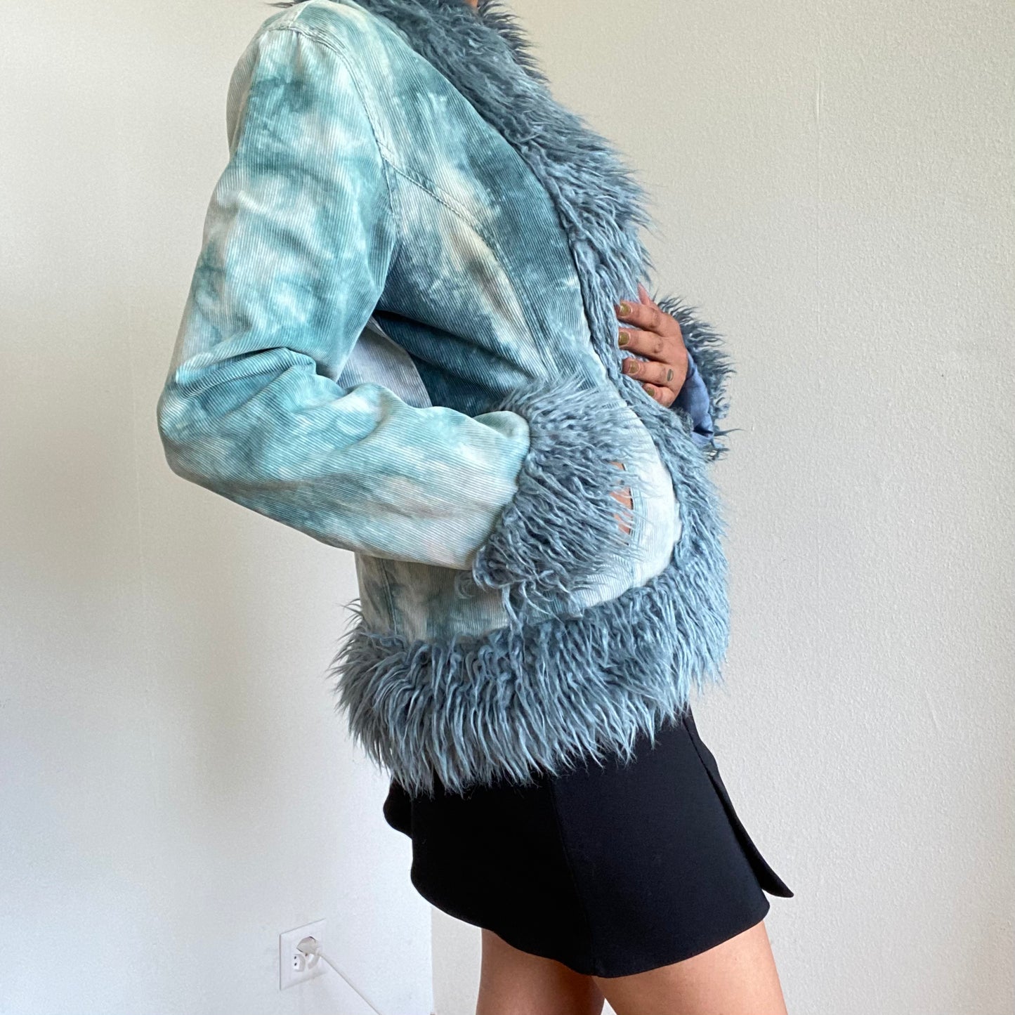 Vintage 90’s Funky Baby Blue Tie Dye Afghan Coat (S/M - Vegan)