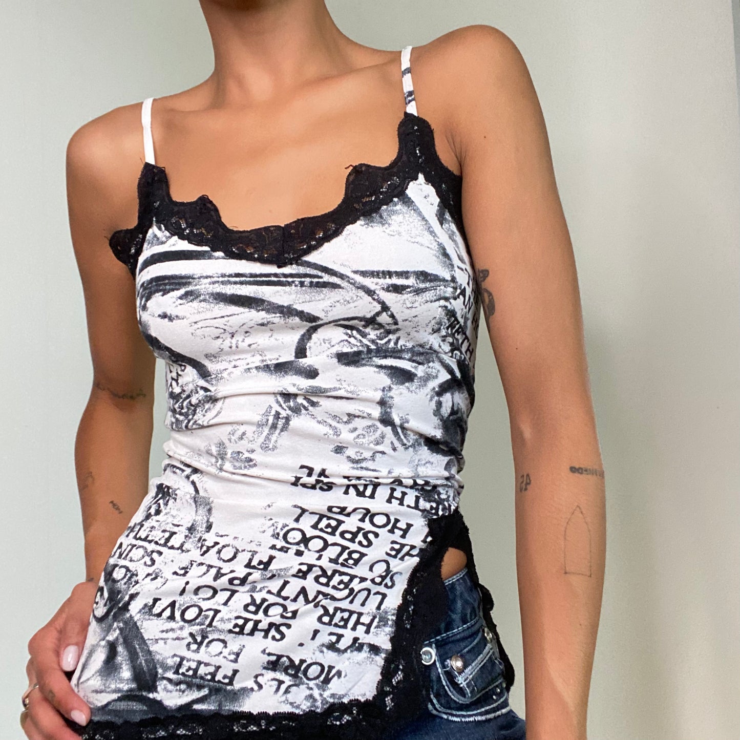 Vintage 90’s Grunge White Cami Top With Black Lace Trim and Writing Print (S)