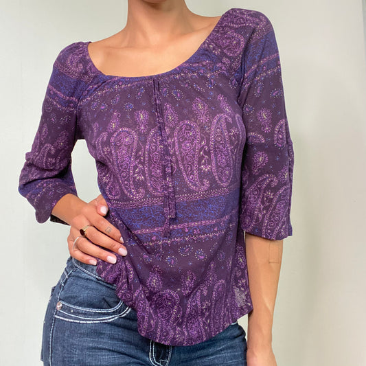 Vintage 90’s Whimsigoth Purple Paisley Top With Tie Detail (M)