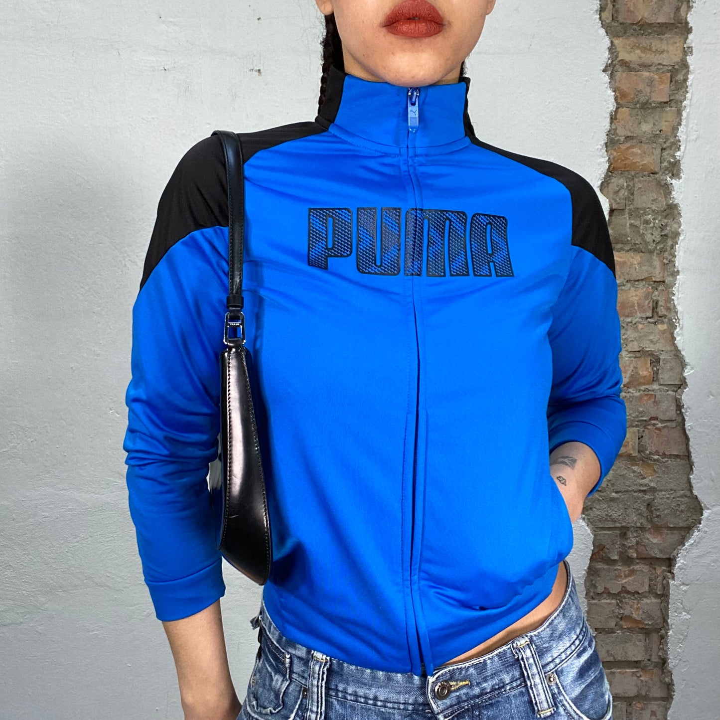 Vintage 2000's Puma Electric Blue SPorty Zip Up Sweater (S)