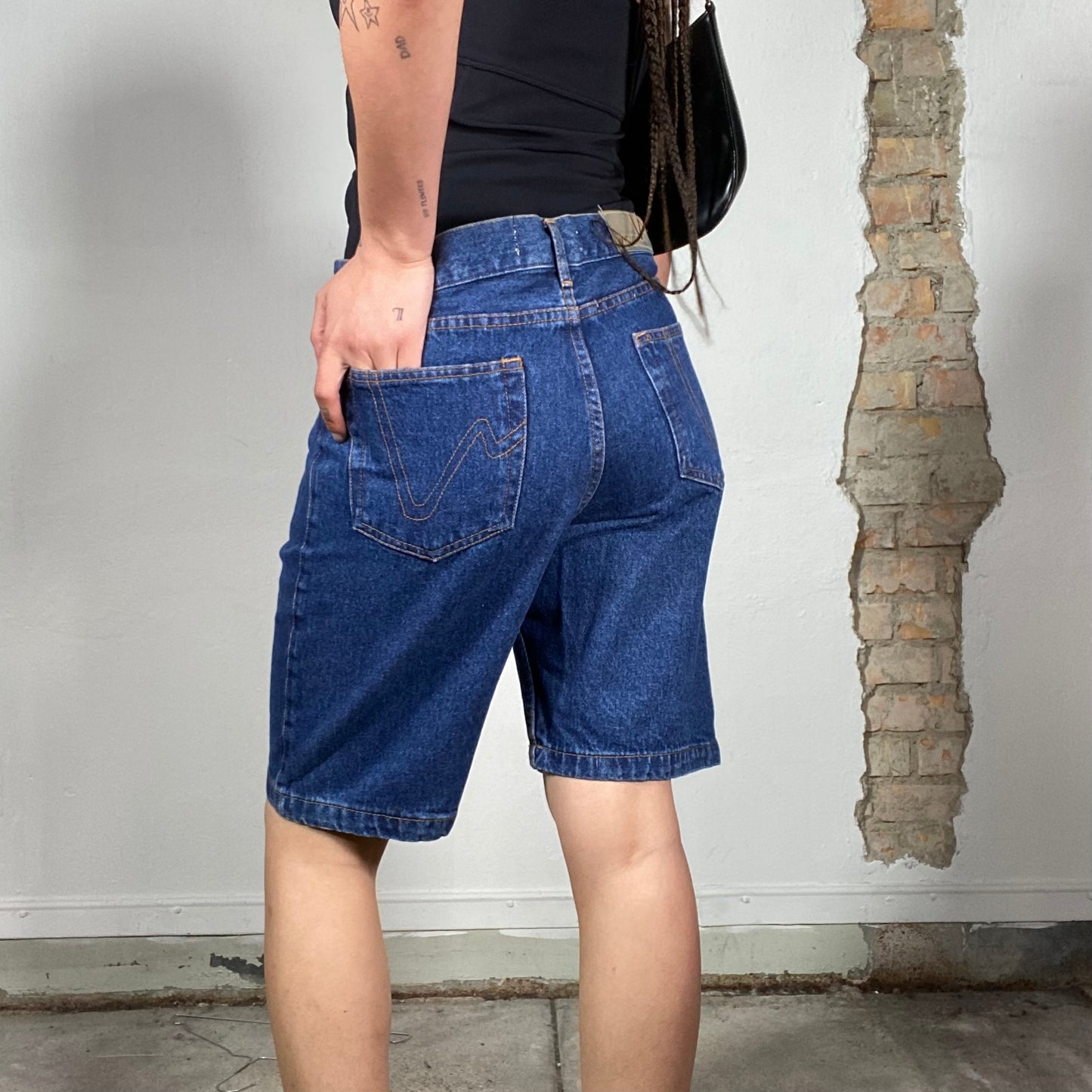 Vintage 90's Streetstyle Dark Wash Bermuda Shorts (S)