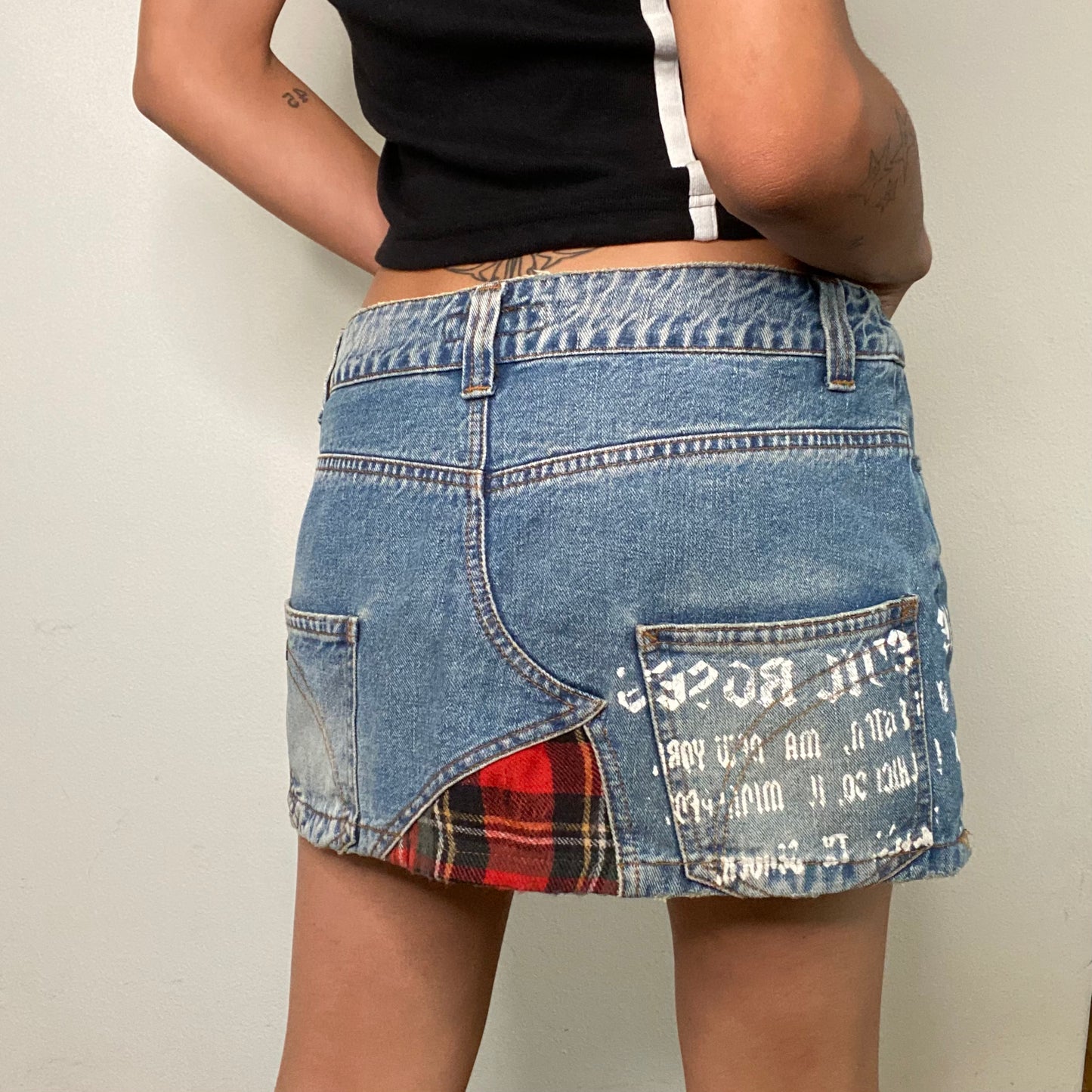 Vintage 90's Grunge Denim Mini Skirt with Plaid and Writing Details (M)