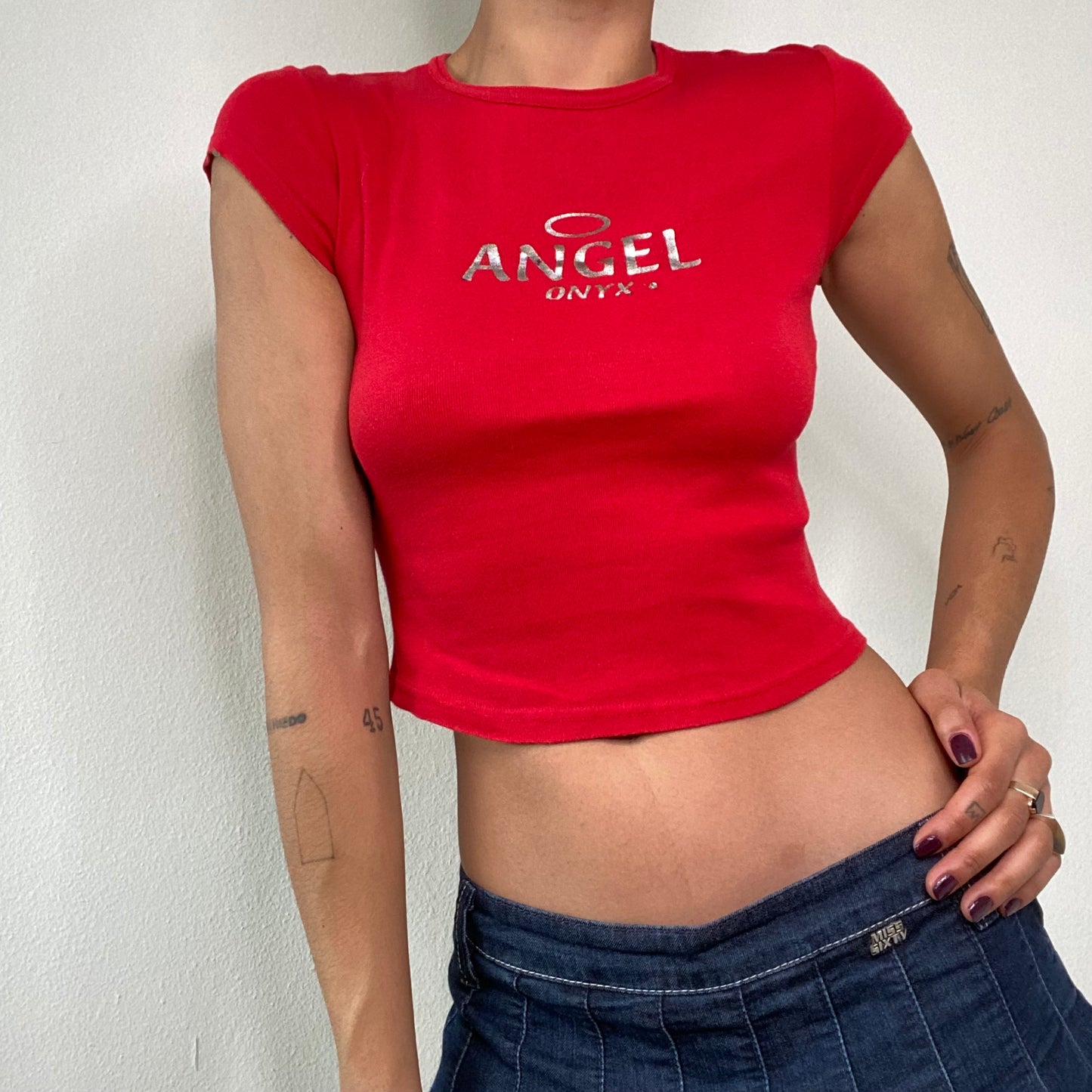 Vintage 90's Skater Red 'Angel' Print Baby Tee with Wings Back Print (XS/S)