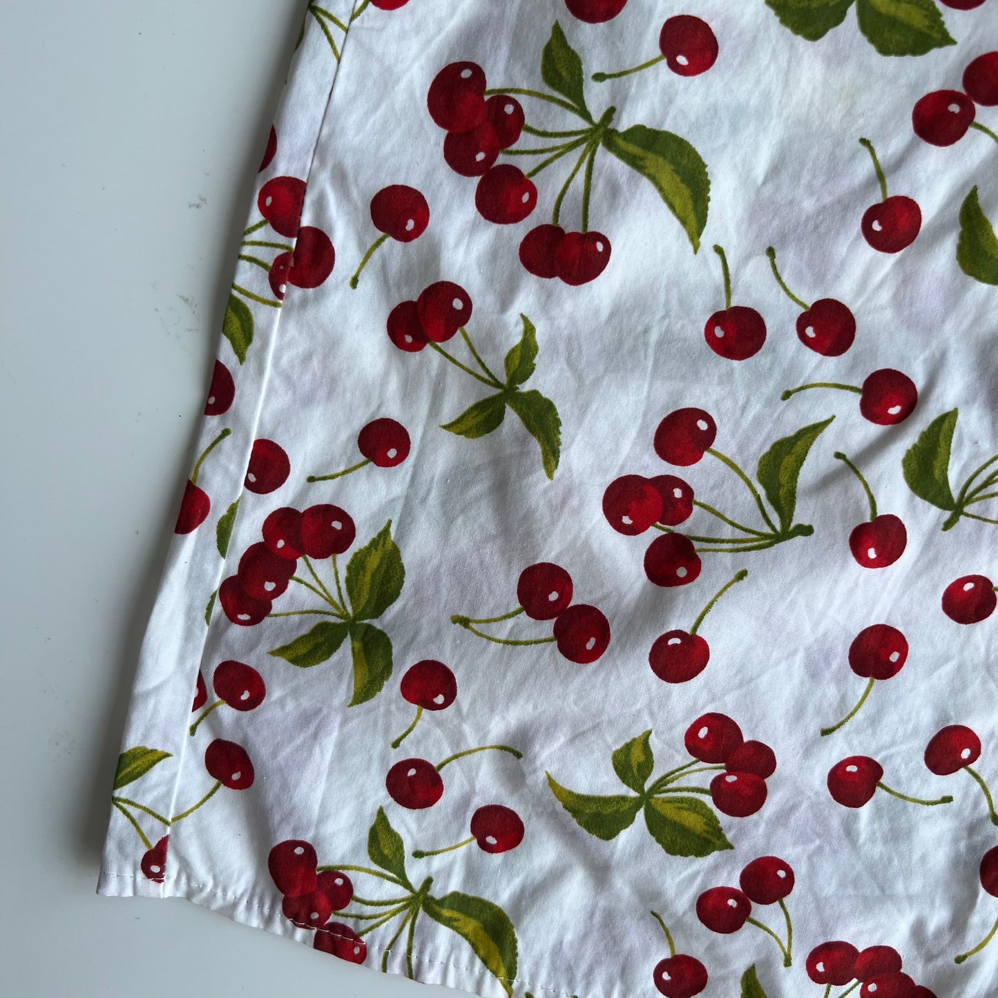 Vintage 90's Romantic Cherry Print Dress (34 EU / UK 6 / US 2)