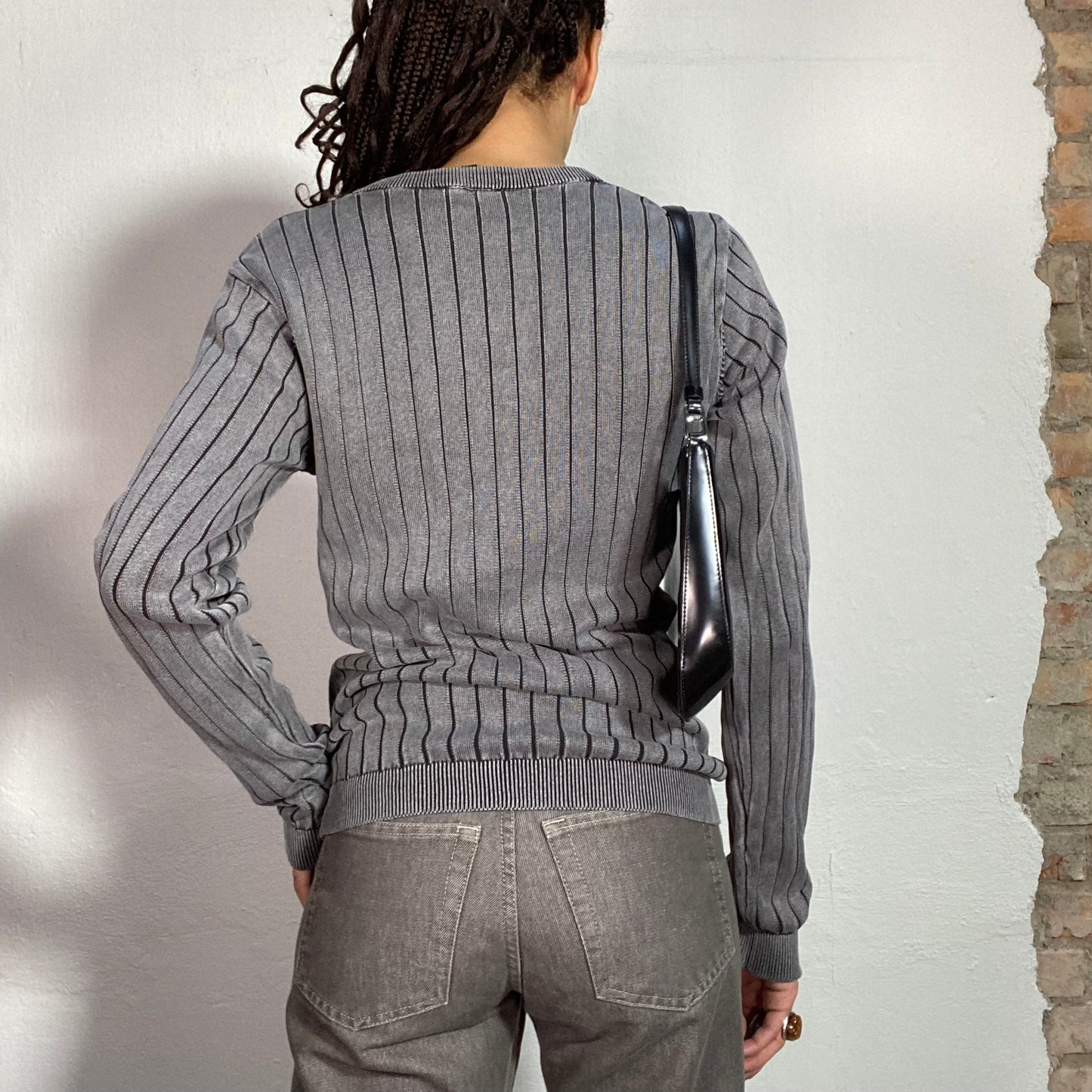 Vintage 90's Grunge Grey Ribbed Light Sweater with Lace Up Detail (M)