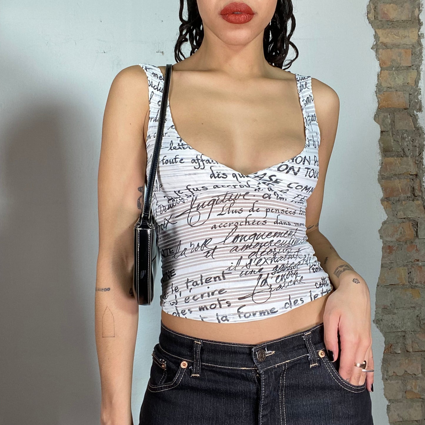 Vintage 90's Model Off Duty White Top with Writing Print (S)