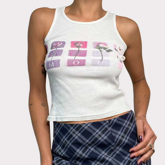 Vintage 2000's Skater White Ribbed Tank Top with 'Amor' and Roses Print (S)