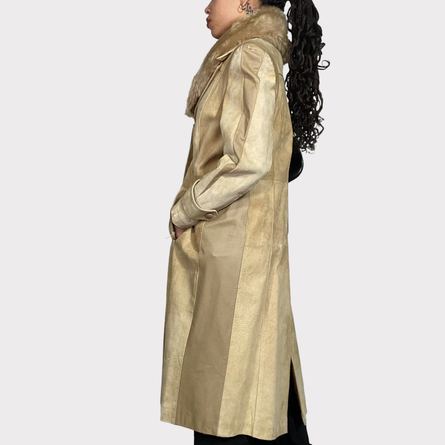 Vintage 90's Winter Beige Suede Maxi Coat with Fur Collar (S)