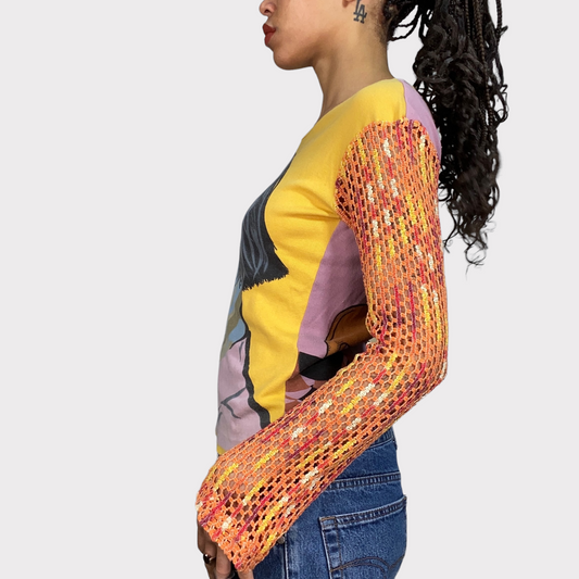 Vintage 2000s's Archive Longsleeve with Woman Graphic Print (S/M)