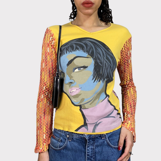 Vintage 2000s's Archive Longsleeve with Woman Graphic Print (S/M)