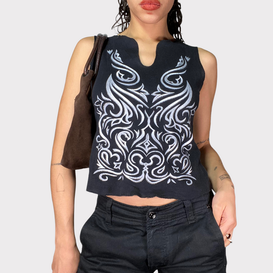 Vintage 2000's Grunge Black Tank Top with Tribal Print (M)