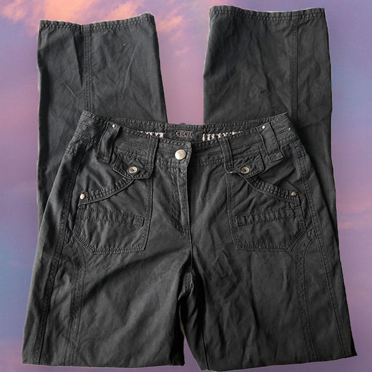 Vintage 90's Black Low Waist Cargos (36 EU/UK 8)