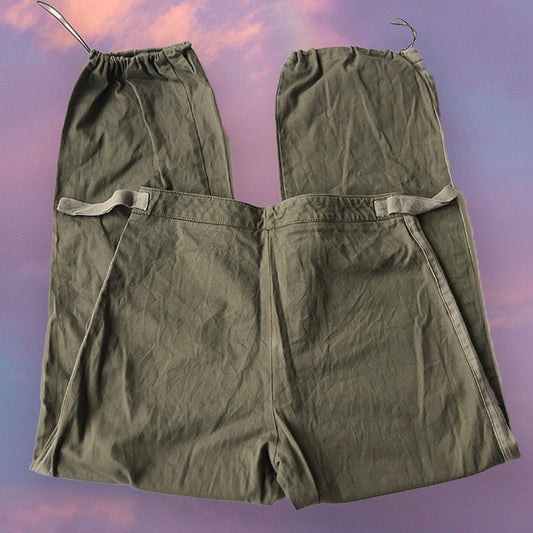 Vintage Y2K Green Low Waist Cargos (34 EU/UK 6)