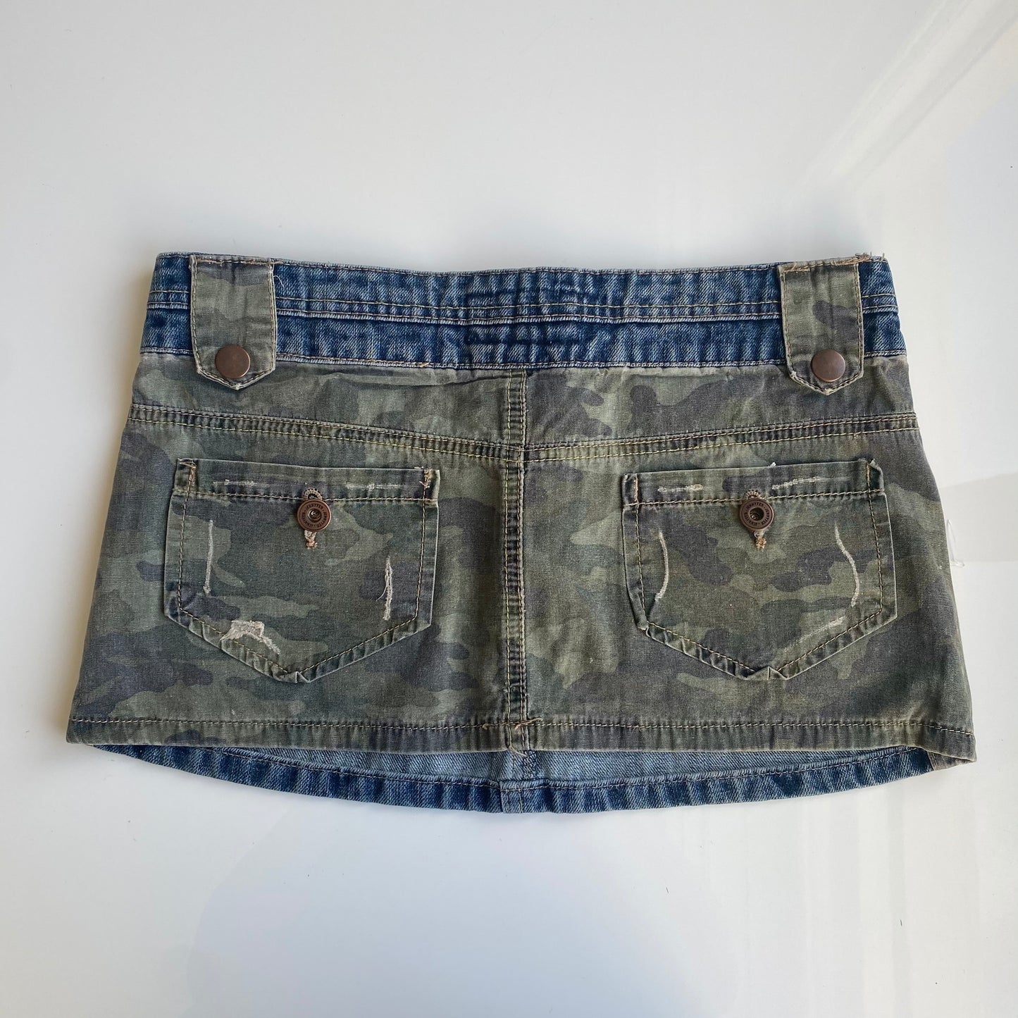 Vintage Y2K Grunge Denim and Camo Mini Skirt (S)