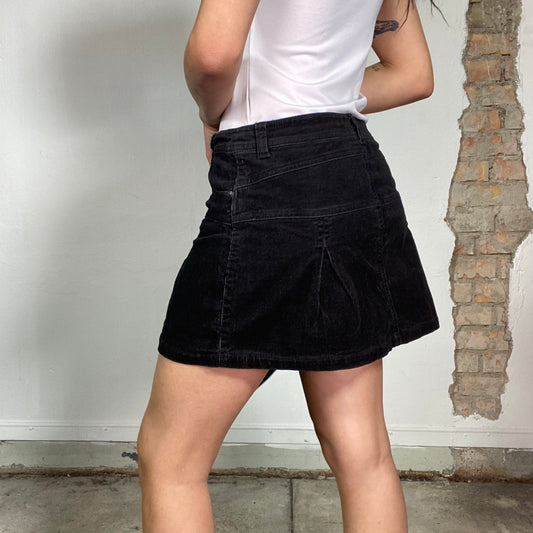 Vintage 2000's Downtown Girl Black Cord Mini Skirt with Pleated Details(S)