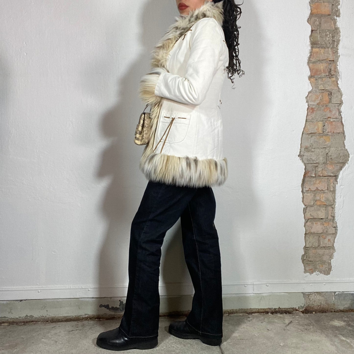 Vintage 2000's Grunge White Afghan Coat with Faux Fur and Brown Details (S/M)