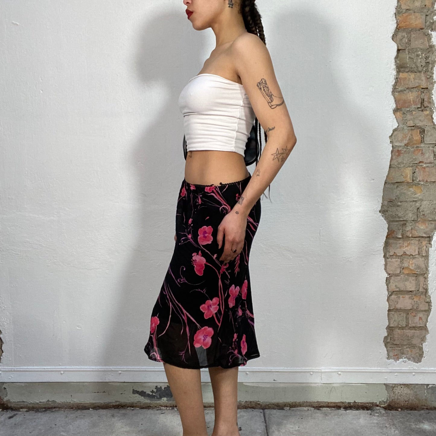 Vintage 2000's Downtown Girl Black Mesh Midi Skirt with Pink Flower Print (S/M)