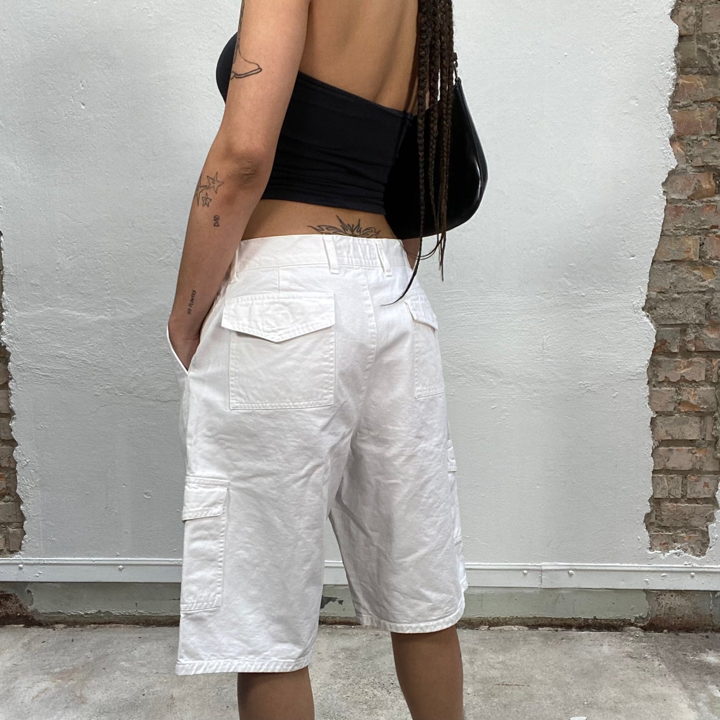 Vintage 2000's Streetstyle White Cargo Jorts (M)