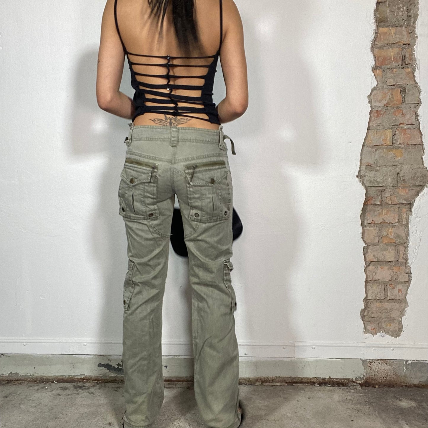 Vintage 90's Grunge Khaki Low Waist Cargo Pants (S/M)