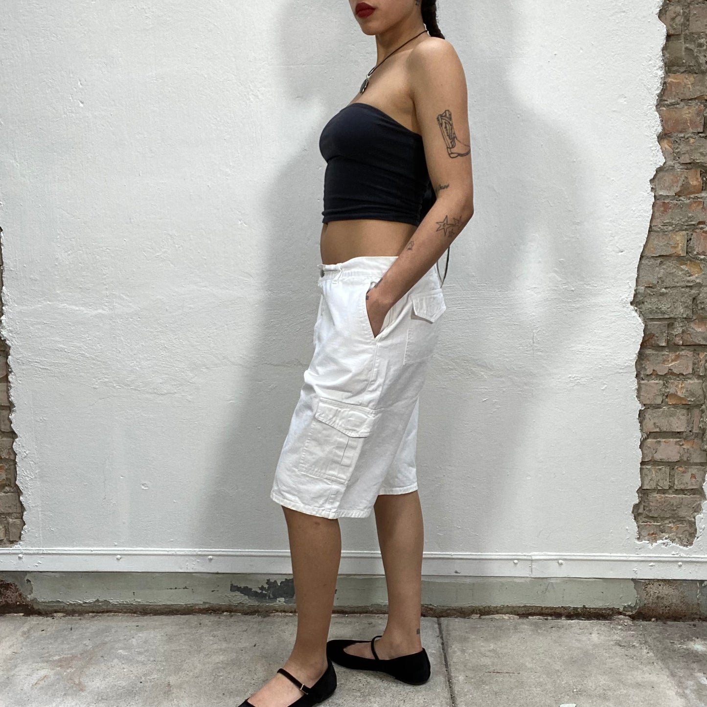 Vintage 2000's Streetstyle White Cargo Jorts (M)