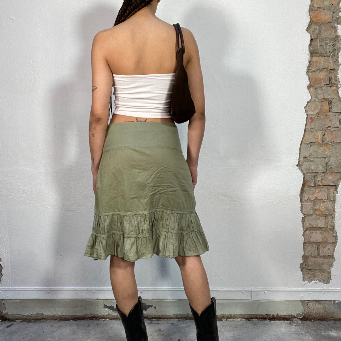 Vintage 2000's Indie Khaki Asymmetrical Midi Skirt with Ruffle Details (S)