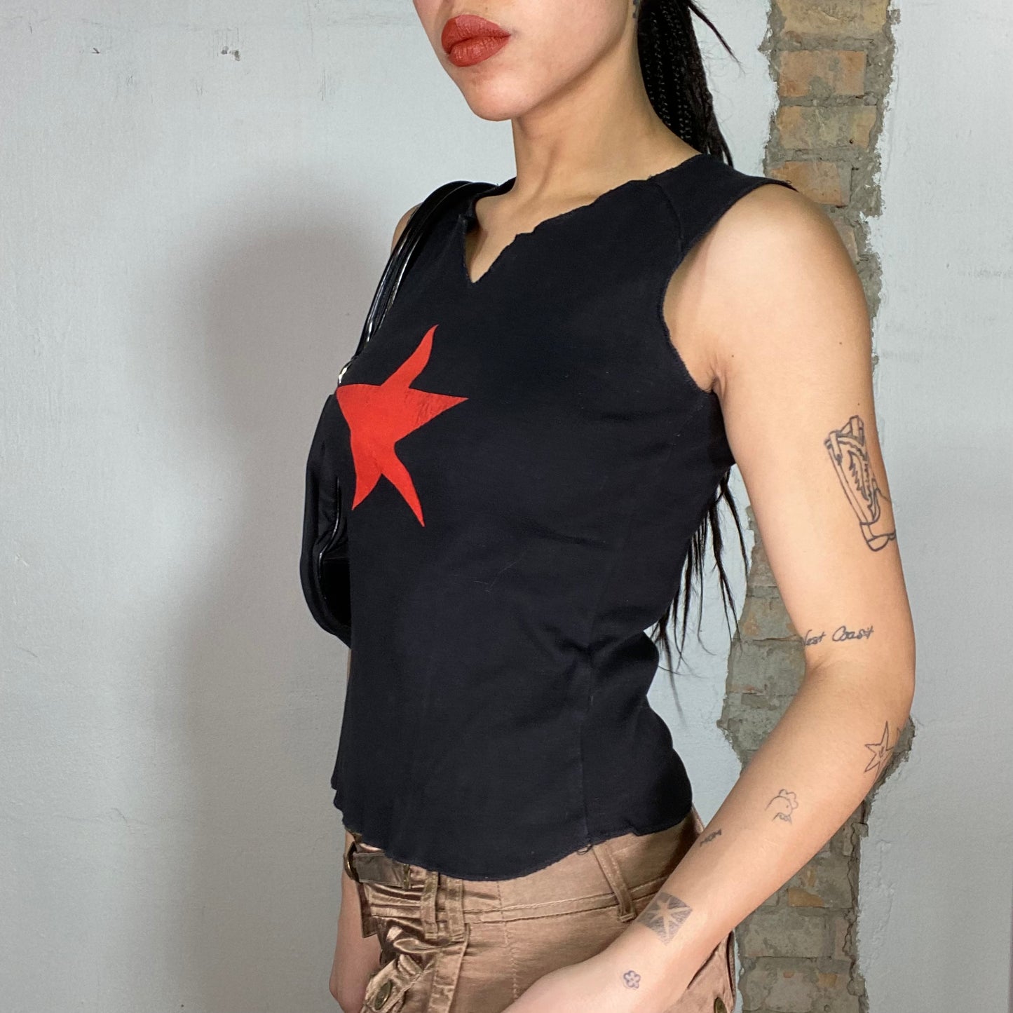 Vintage 2000's Grunge Black Tank Top with Red Star Print (S/M)