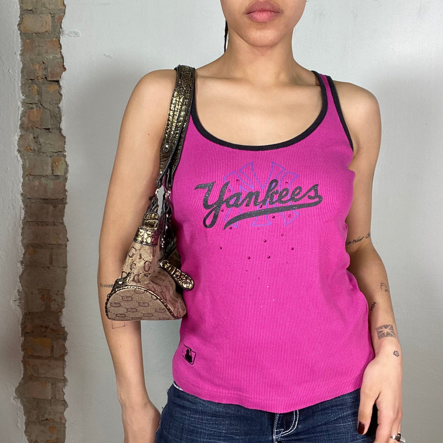 Vintage 2000's Yankees Hot Pink Ribbed Tank Top (S/M)