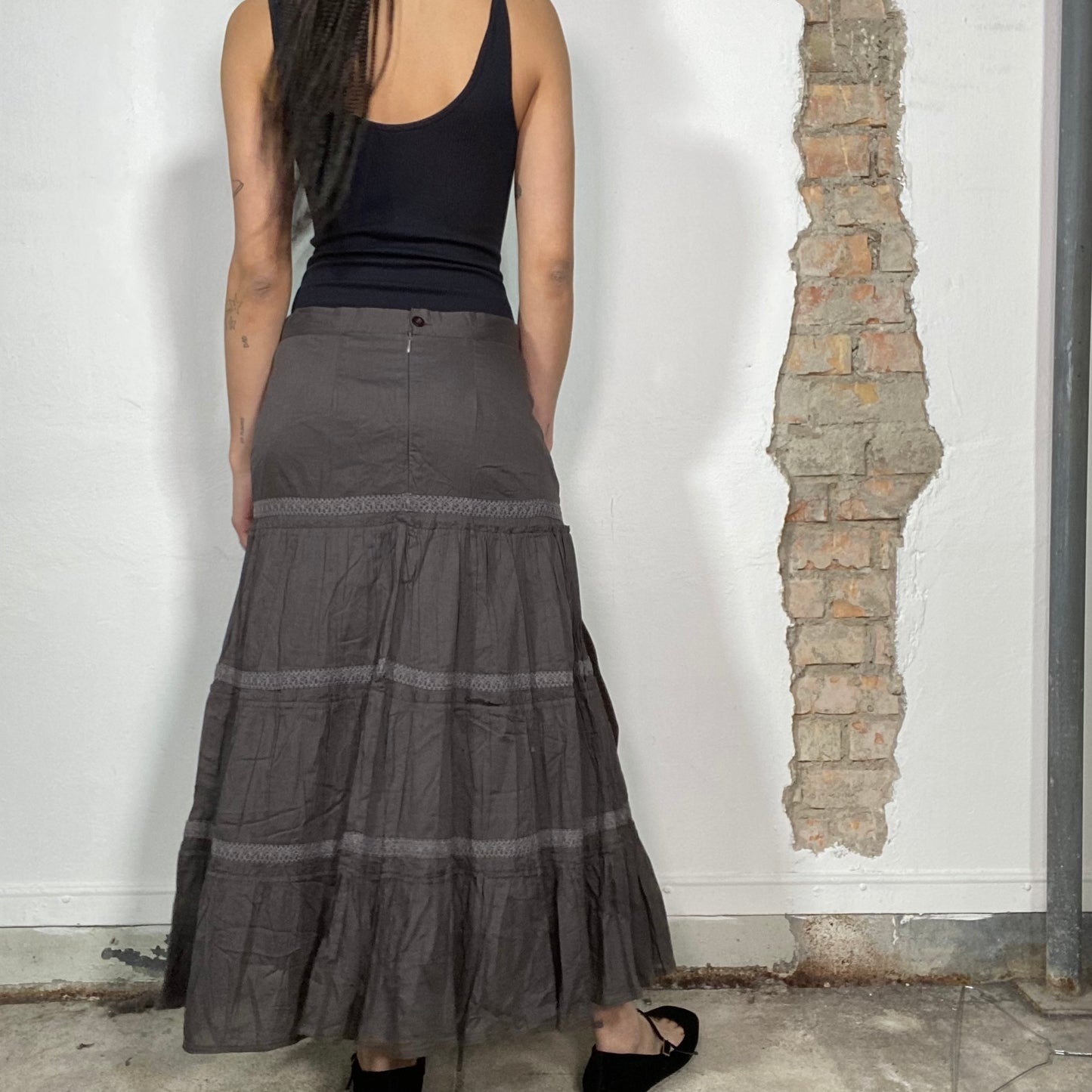 Vintage 90's Indie Brown Maxi Skirt with Lace Details (M)