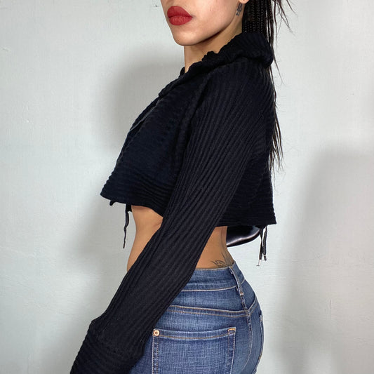 Vintage 2000's Grunge Black Knit Cropped Cardigan (S)