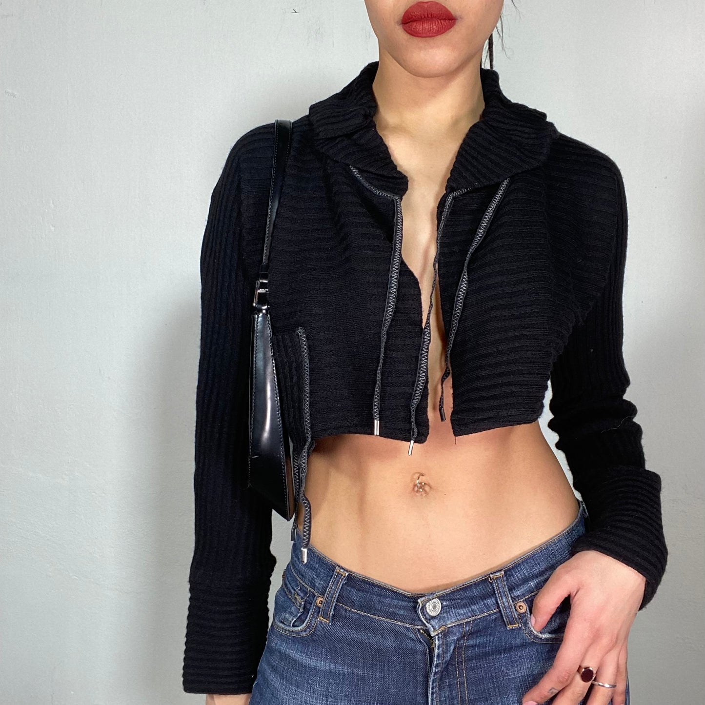 Vintage 2000's Grunge Black Knit Cropped Cardigan (S)